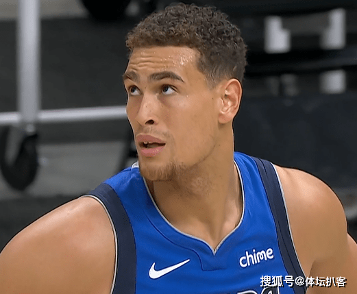 爱游戏游戏平台-包含从科维托娃与60激战独行侠分钟到里程碑夜迈阿密热火队长鼓劲，西亚卡姆在雄鹿比赛中夺冠的词条